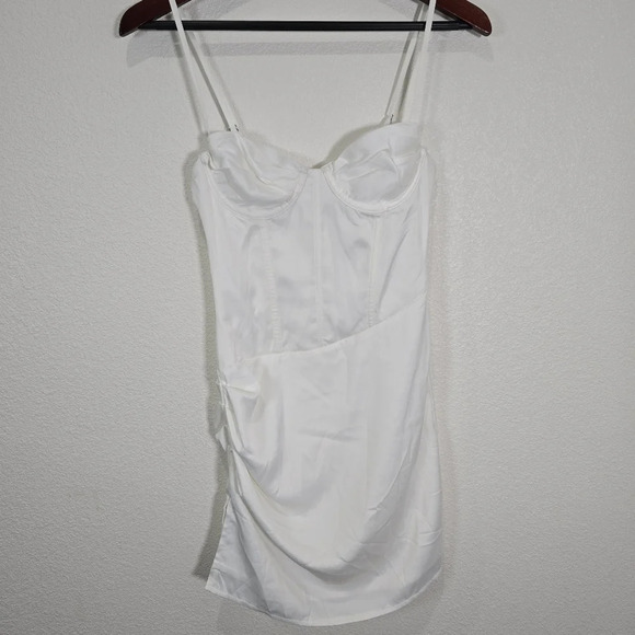 NWT White Fox Boutique Work It Mini Dress Size XS‎ Corset Side Ruched White - Picture 4 of 11